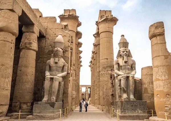 Ausflug-Hurghada-Nach-Kairo-siri-tours (5)