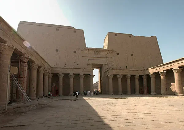 Edfu-siri-tours (2)