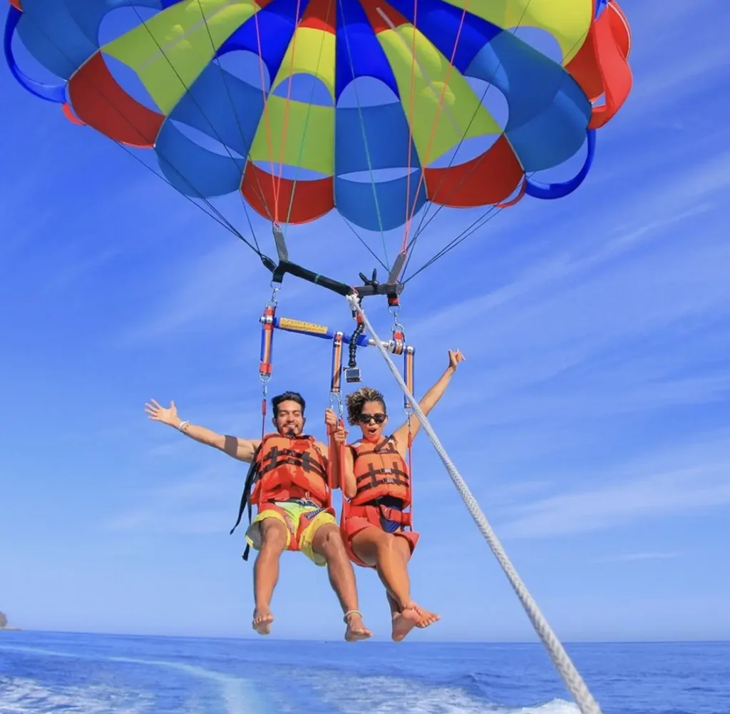 Parasailing Hurghada Aktivitäten - Urlaub Ägypten