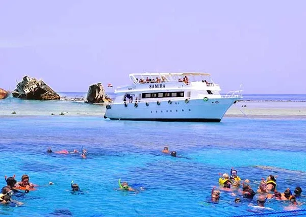 Utopia-Insel-siri-tours (1)