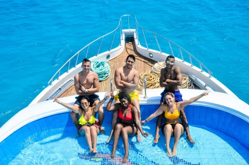 Verschiedene Bootsausflüge Hurghada Aktivitäten - Urlaub Ägypten