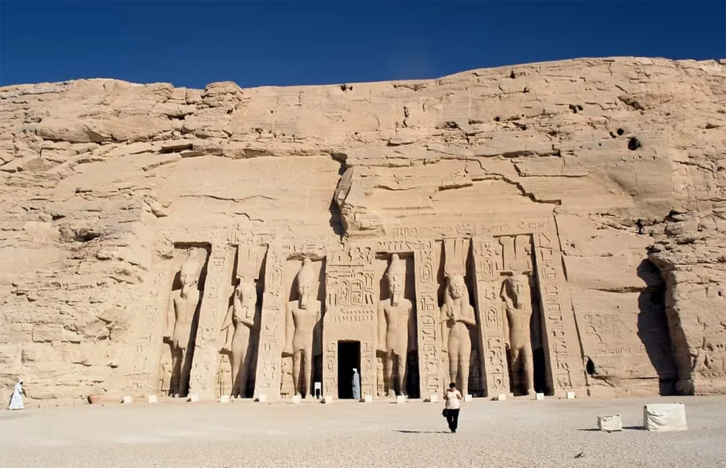 Der Tempel der Nefertari