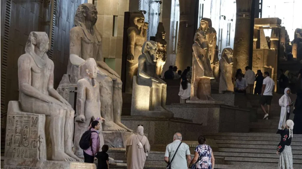 Privater Ausflug nach Kairo Grand Egyptian Museum von Hurghada